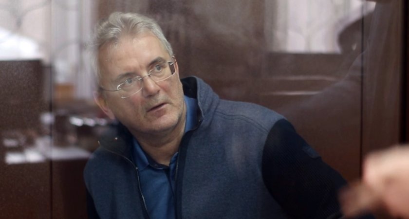Экс-губернатору Ивану Белозерцеву продлили срок ареста