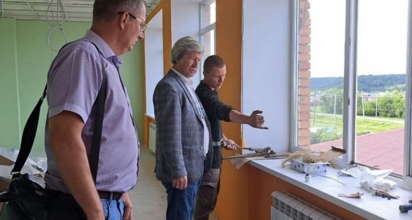 Родители боятся срыва сроков ремонта школы в селе Поселки Кузнецкого района 