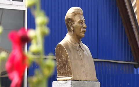 Памятник вождю из Пензы установили в Красноярском крае