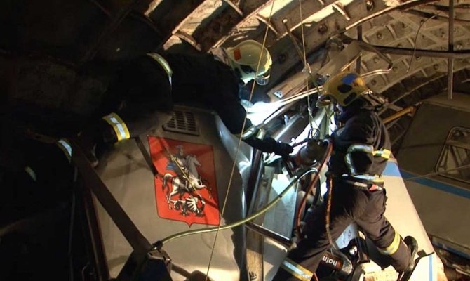 авария в метро