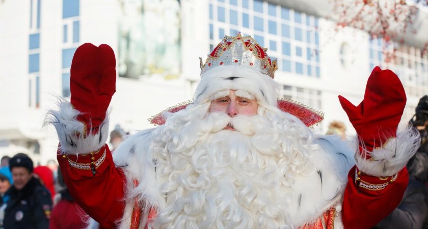 Пензенцам ответили, должен ли Дед Мороз иметь QR-код