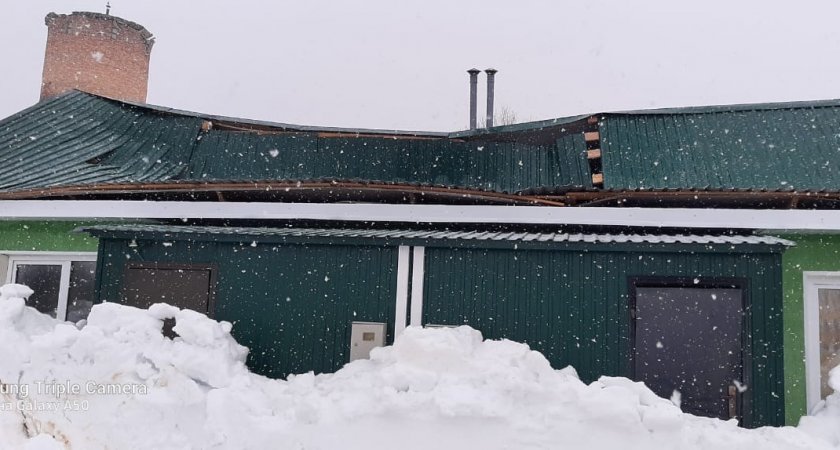 В Пензенской области из-за снега провалилась крыша дома для детей-сирот