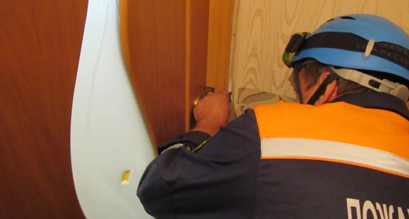 В Пензе пришлось взламывать дверь, чтобы спасти двухлетнего ребенка