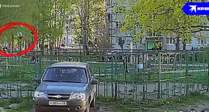 В Пензе дети играли газовым баллоном и учинили взрыв прямо на площадке