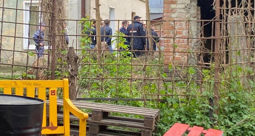 Пензенцы утверждают, что женщина, которую пырнули ножом - жива