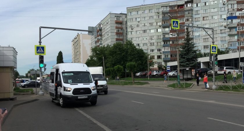 Пьяную пензячку вывели из маршрутки за приставания к матери с ребенком