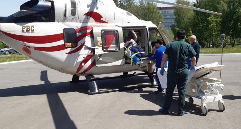 В Пензу из Нижнеломовской больницы на вертолете доставили пациента 50 лет