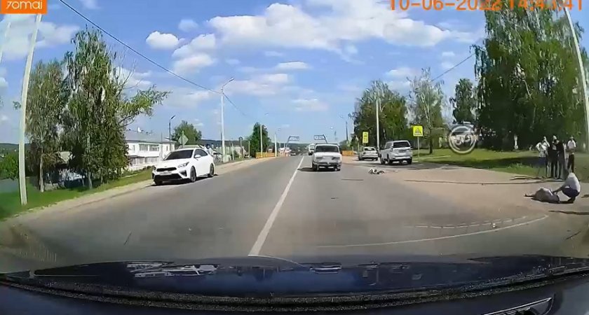 В Городище водитель 20 лет на Toyota Land Cruiser насмерть сбил старушку