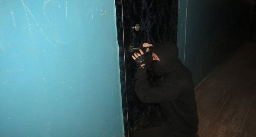 В Пензенской области вор пробрался в дом к 68-летней старушке