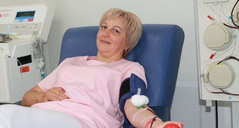 Муниципальные служащие Пензы сдали донорскую кровь 