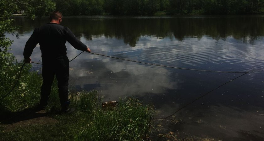 Пензенские спасатели искали тело утонувшей школьницы в Старой Суре