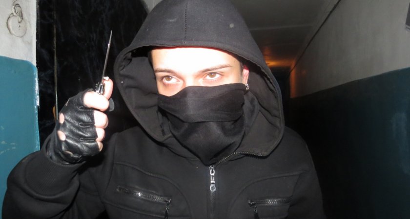 В Пензенской области мужчину убили ножом в шею