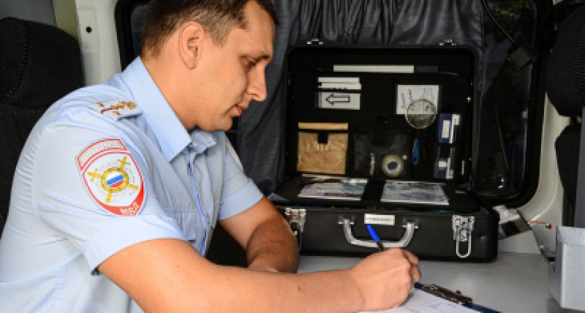 В квартире пензенца нашли несколько пакетов и коробок с наркотиками