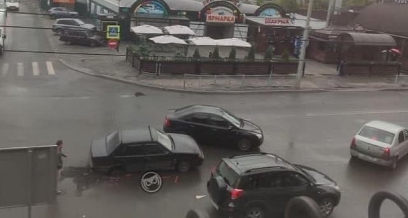 Водителей Пензы предупреждают о "ловушке" на улице Суворова