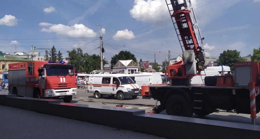 Пензенцам рассказали, почему пожарная машина приехала к ЦУМу