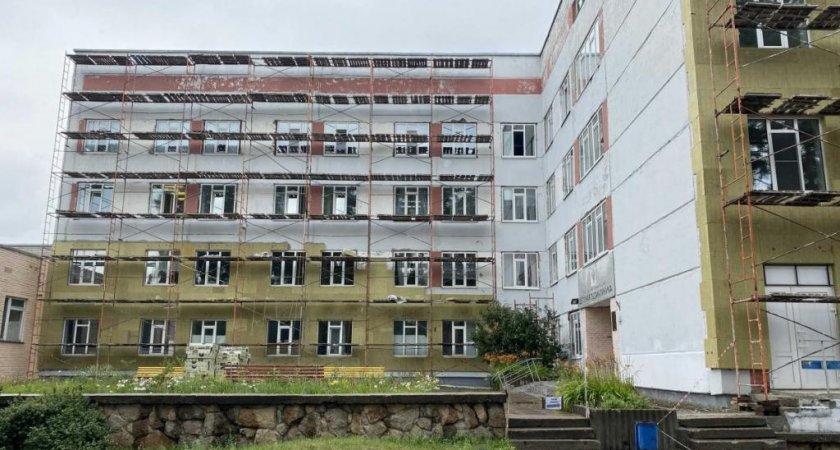 Две поликлиники отремонтируют в Заречном за два года 