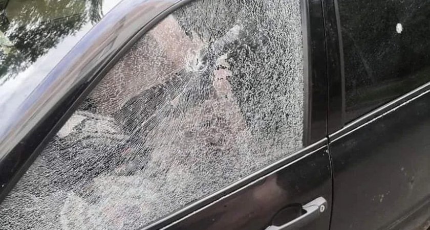 Машину молодой пензячки расстреляли около парка