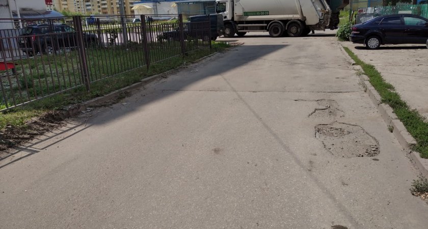 В Администрации Пензы рассказали, когда откачают "озеро" на улице Антонова