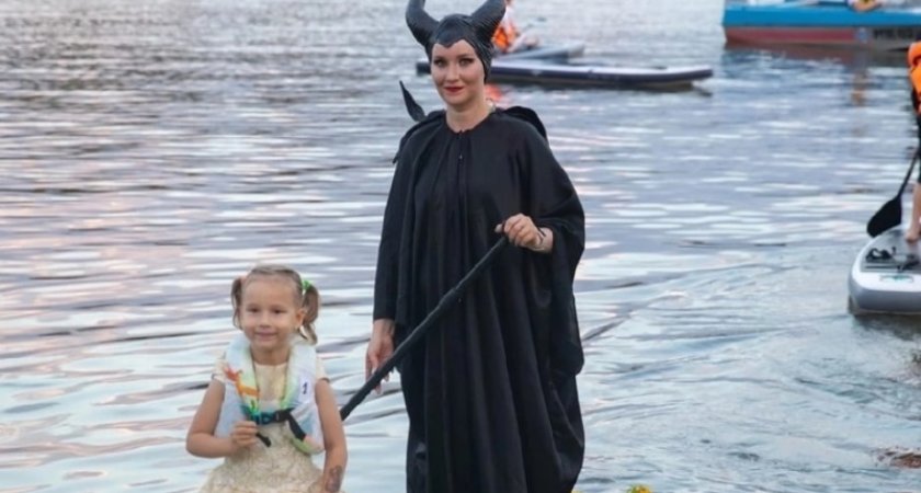 На острове Пески состоялся первый в Пензе карнавальный сплав