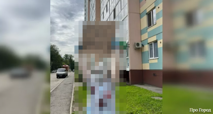 Мужчина одетый коронавирусом и ПРЦ-тестами кошмарит пензенцев