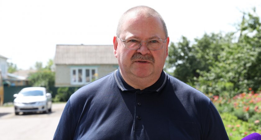 Олег Мельниченко проверил ремонт объекта водоснабжения в селе Ленино