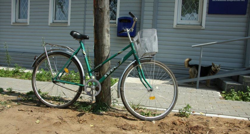 В Пензе неизвестный сбил женщину на велосипеде и скрылся