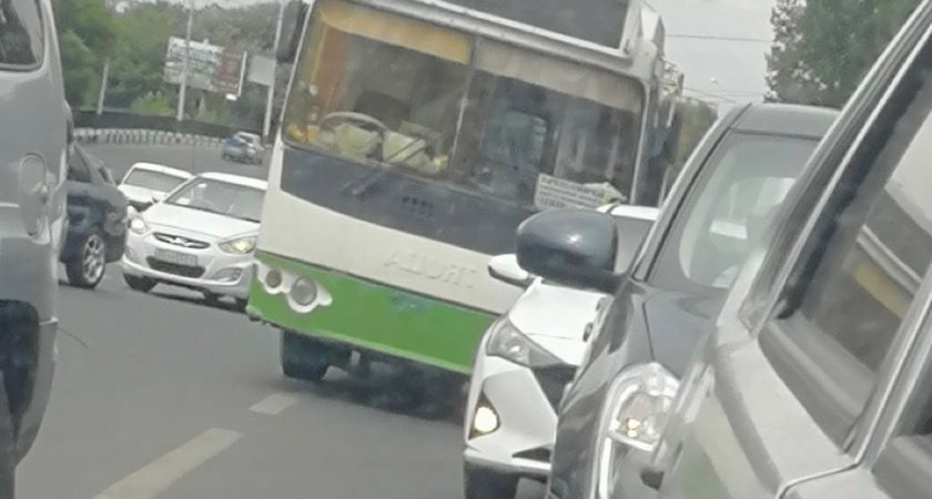 Из-за поломки троллейбуса в центре Пензы образоалась пробка