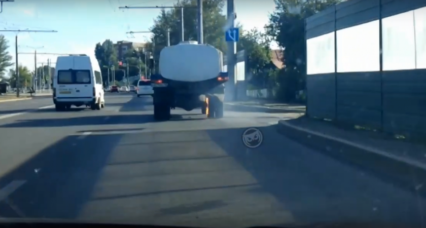 В Терновке на ходу едва не взорвался бензовоз 