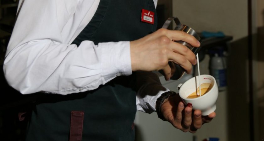 Уголовник похитил из кассы пензенского кафе 22 с половиной тысячи рублей