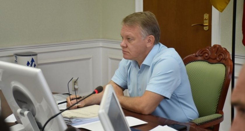 На улице Пензы для безопасности школьников обустроят тротуар