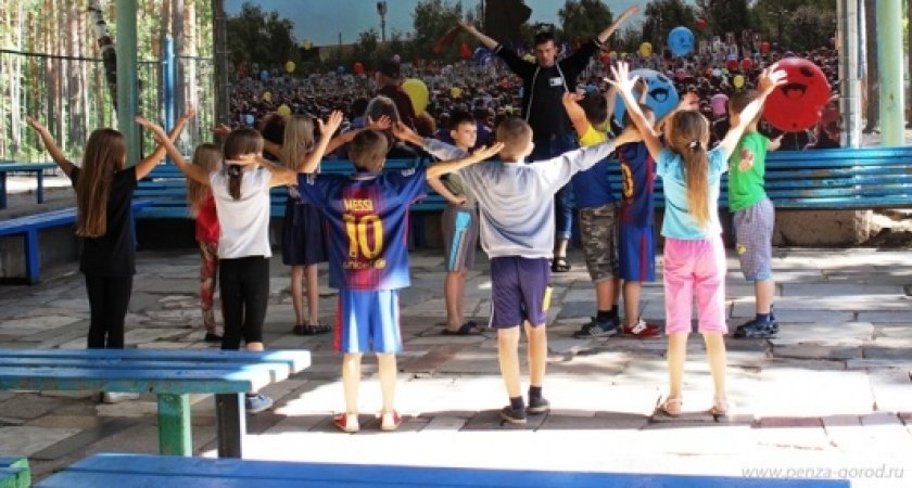 Почти 16 тысяч пензенских ребят отдохнули летом в детских лагерях 