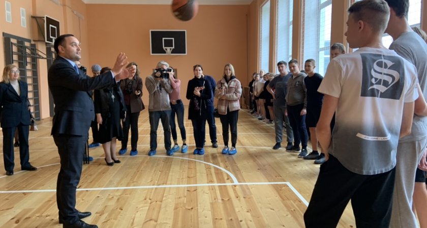 В школе Сердобска Пензенской области на ремонт спортзала потратили более 2 миллионов