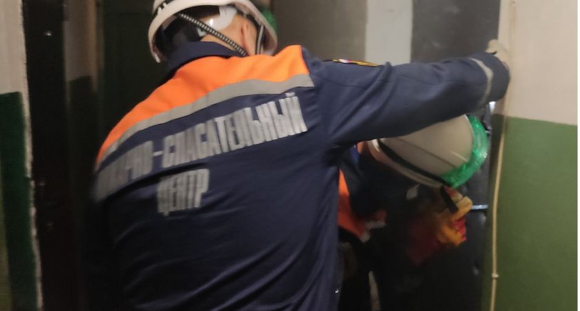 В Пензе бригада скорой помощи не могла попасть к больной в квартиру