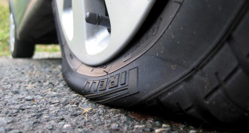 Пензенец проткнул колеса сопернику из-за ревности, ответит перед судом