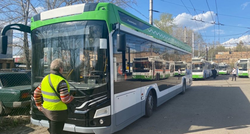 По поручению губернатора для Пензы закупят 90 новых троллейбусов