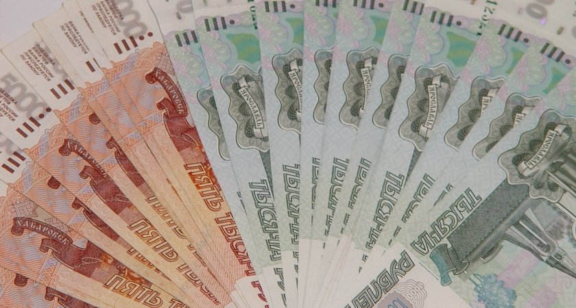 Россияне на этой неделе получат по 10 000 рублей от государства. Названа точная дата 