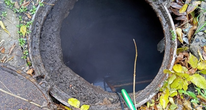 Жители дома на проспекте Строителей ликвидируют учетку воды, не дождавшись коммунальщиков