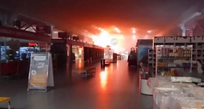 В Пензе ищут очевидцев пожара в торговом центре «Красные холмы» 