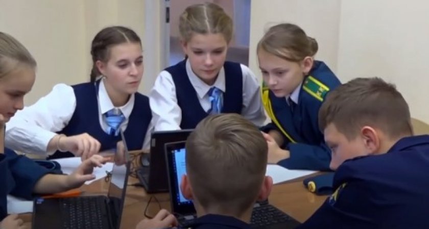 Для школьников Никольска Пензенской области закупили ноутбуки и интерактивные системы