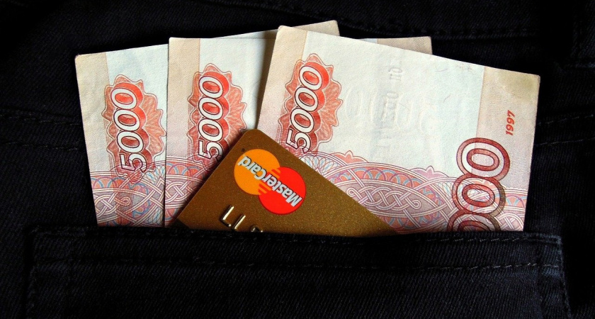 Всем пенсионерам по 10 000 рублей: стала известна дата новогодней выплаты