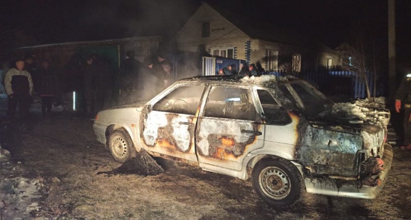 В Пензенской области организовали проверку по факту возгорания машины в Кузнецком районе