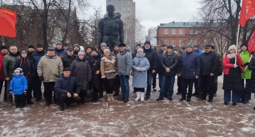 Пензенцы почтили память воинов, погибших на Северном Кавказе