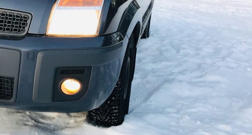 Пензячка отсудила у ресурсников за ремонт авто после наезда на сломанный люк у ЦУМа