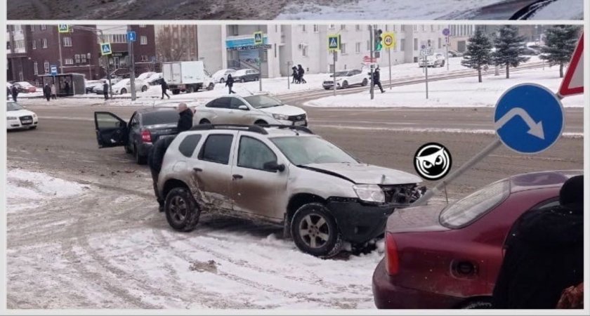 В Пензе на Суворова столкнулись три машины 