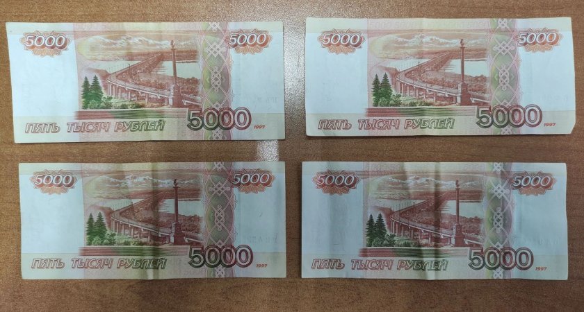 Пензенец пытался дать взятку судебному приставу