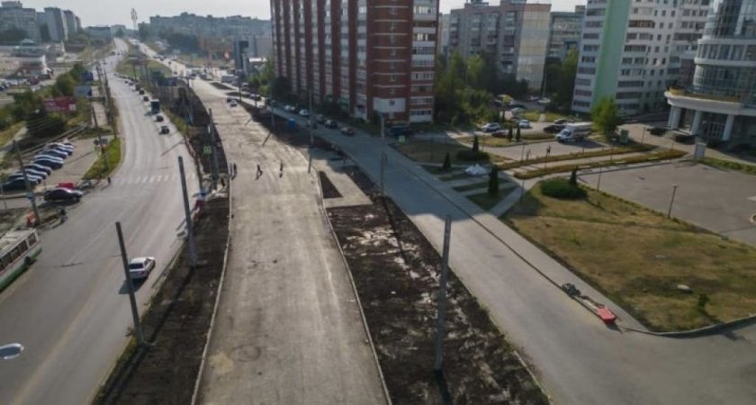 На проспекте Строителей в Пензе сделали дополнительные пешеходные дорожки
