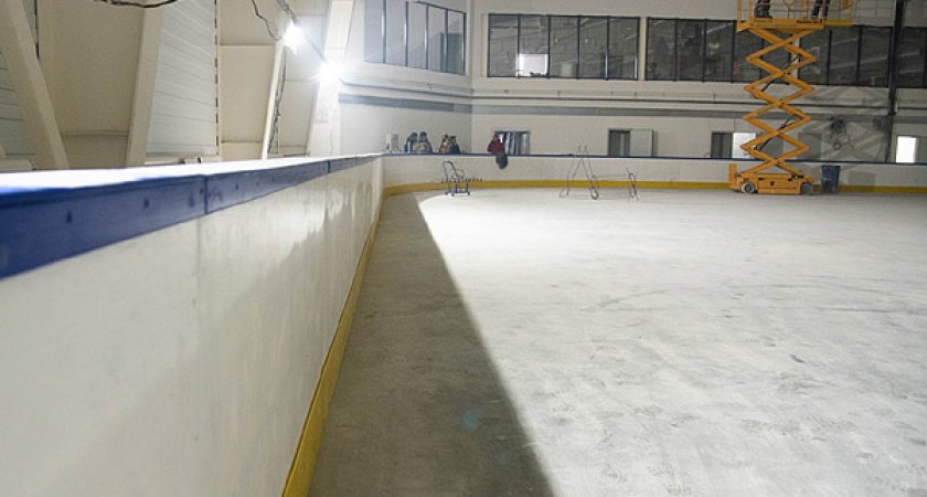 Строительство крытого ледового катка в Пензе подходит к завершению 