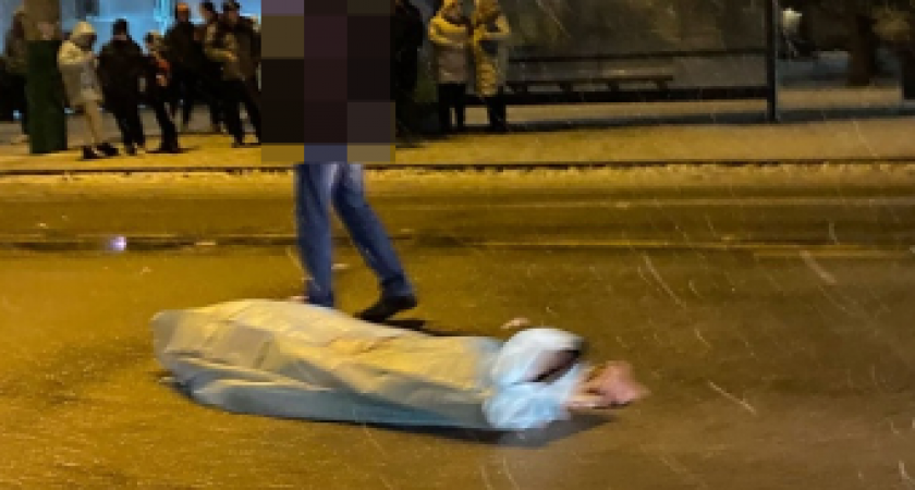 В Пензе на проспекте Строителей под колесами авто погибла женщина