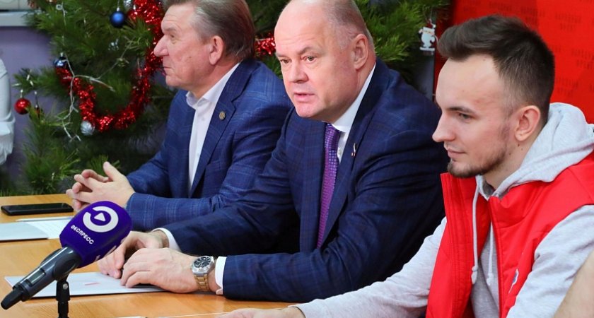 Штаб добровольцев «Мы вместе» посетил спикер Заксобра Пензенской области