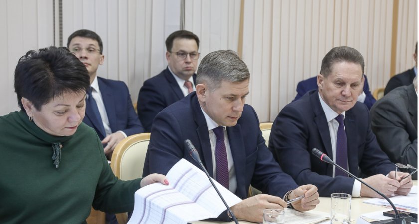 В Пензе на заседании правительства обсудили планы на 2023 год